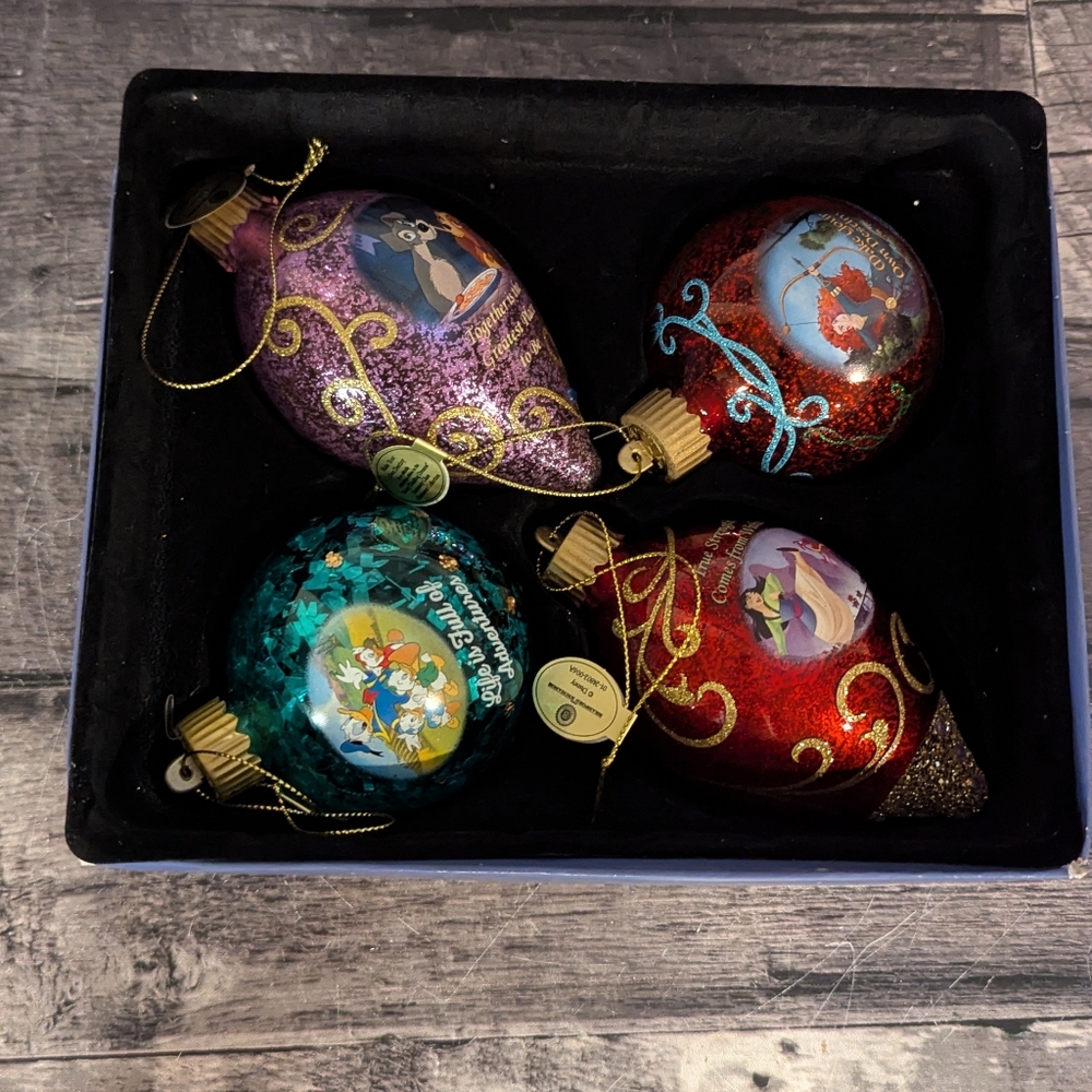 Disney dazzling dreams Christmas Ornament Set Of 4